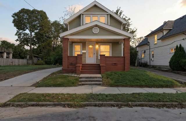 Bright, Fully-Updated 3-Bedroom Home in Toledo — Move-In Ready! - 1557 Indiana Avenue, Toledo, OH 43607