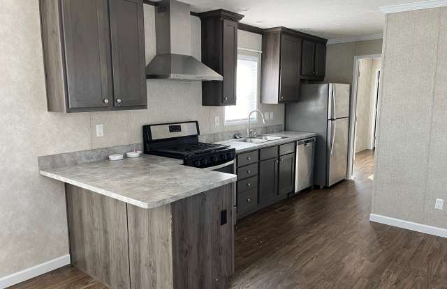 85 Nettie Ave. photos photos