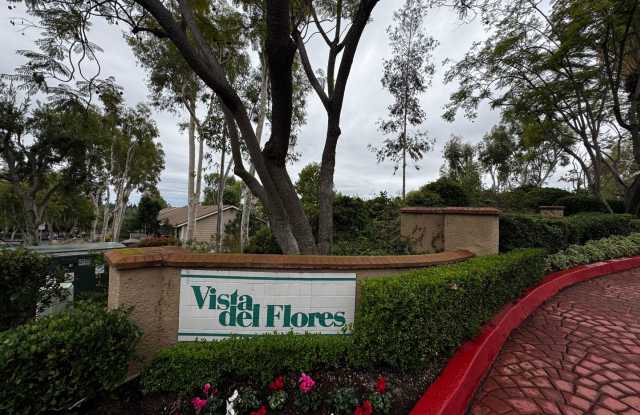 ONE BEDROOM UNIT IN THE HEART OF LAKE FOREST - 21155 Gladiolos Way, Lake Forest, CA 92630