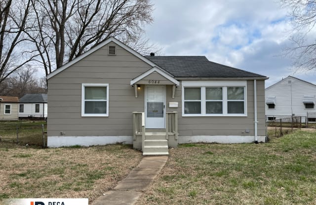 6044 Cascade Dr - 6044 Cascade Drive, Berkeley, MO 63134