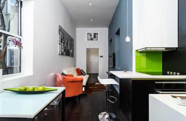 86 ESSEX ST Gallery 4