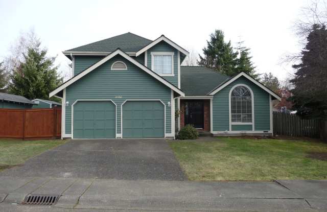 Beautiful home in quiet and highly desirable Covington neighborhood - 3 bedroom, 2.5 bath, 1700 sqft photos photos