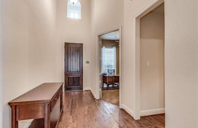 1670 Havenbrook Gallery 3