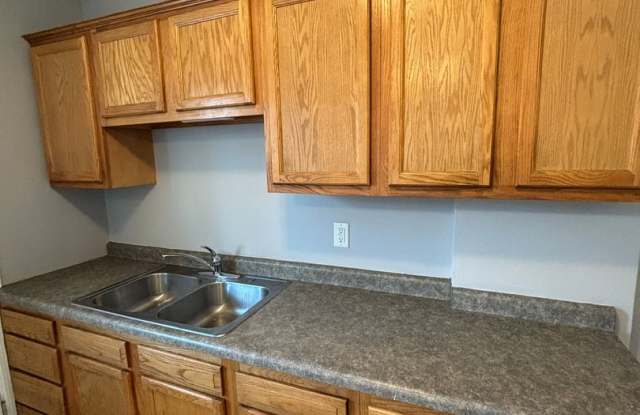 2 Bedroom townhouse for rent in Waterloo! photos photos