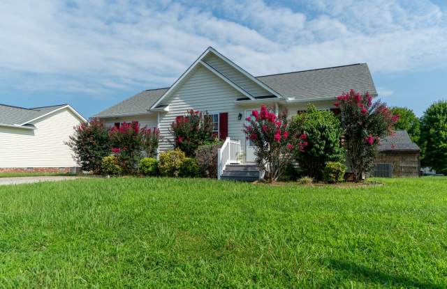 Beautiful one-level 3-Bedroom 2-Bath Ranch style home in Elon with storage shed and large yard photos photos