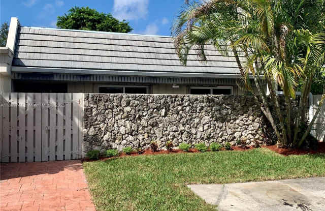 8230 SW 81st Ct photos photos