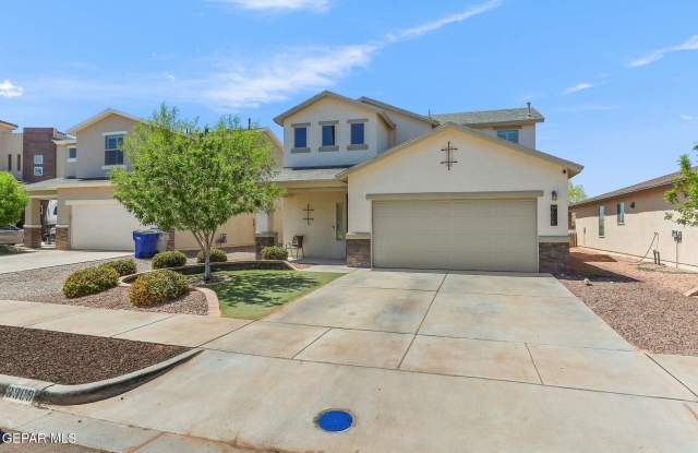 3909 DESERT DUNES Drive Gallery 2