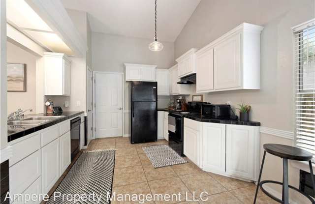 1499 N Weatherwood Ct Gallery 4