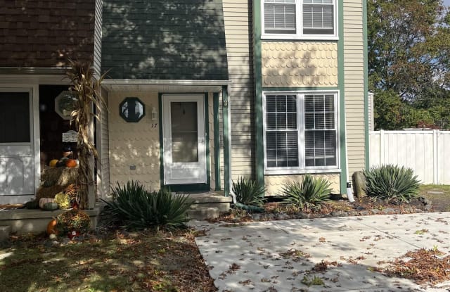 17 Cedar Court - 17 Cedar Court, Somers Point, NJ 08244