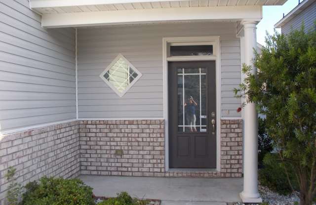 Located in the Heart of Richmond Hill. $1,000 OFF FIRST FULL MONTH’S RENT WITH AN ACCEPTABLE APPLICATION & CREDIT. Gallery 3
