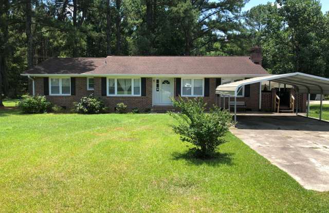 3 Bedroom 1,5 Bathroom Chester SC No Water Bill!! - 641 Stamie Drive, Chester County, SC 29706 3 Bedroom 1,5 Bathroom Chester SC No Water Bill!! - 641 Stamie Drive, Chester County, SC 29706