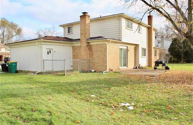 28965 RAMBLEWOOD Drive Gallery 4