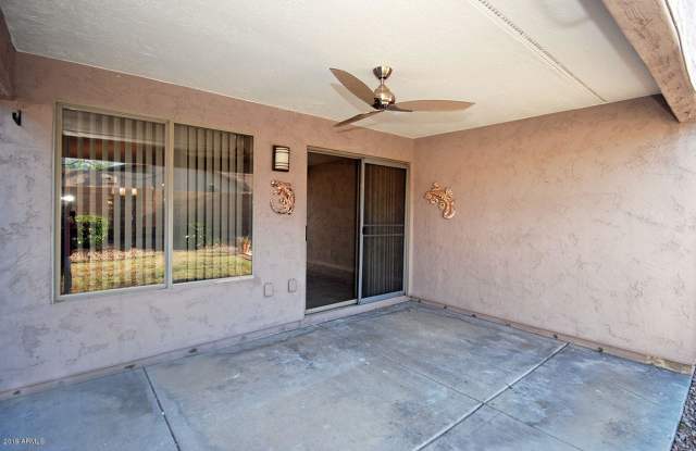 4708 E LONE CACTUS Drive Gallery 3