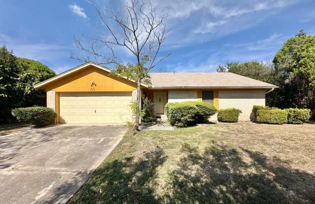 Price Drop + 1/2 Off 1st Months Rent! Viewable Now! Pets Accepted! photos photos