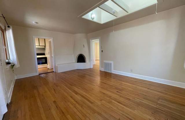 702 E Palace Ave - 702 East Palace Avenue, Santa Fe, NM 87501 702 E Palace Ave - 702 East Palace Avenue, Santa Fe, NM 87501