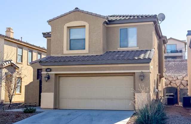 Beautiful 4 bed, 3 bath home located in the highly desirable guard-gated Tuscany community photos photos