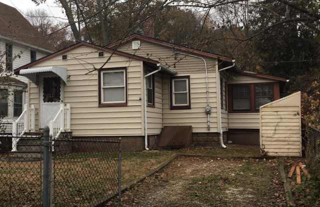4 Bedroom Single Family Home in West Haven photos photos