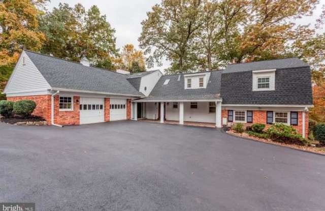 7110 Ayers Meadow Ln - 7110 Ayers Meadow Lane, Springfield, VA 22150