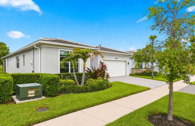 11724 SW Aquila Way Gallery 3