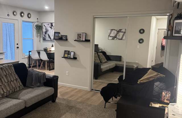 165 4th St photos photos