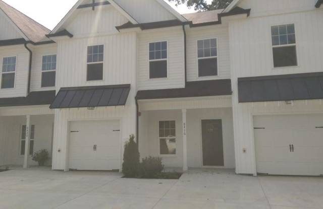 3 bed, 2.5 bath Ooltewah Townhome! - 8416 Brookmoor Lane, Hamilton County, TN 37363