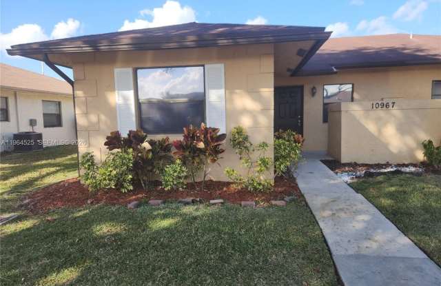 10967 NW 30th Pl photos photos