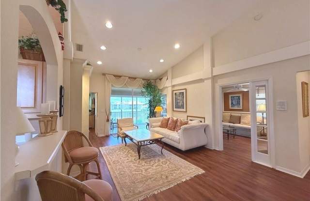 6580 Huntington Lakes Cir Gallery 4