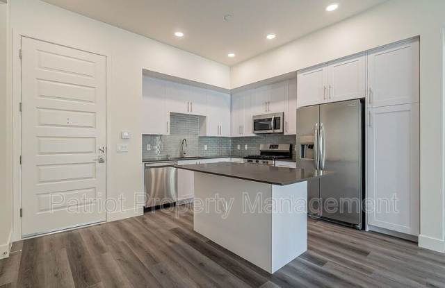 7300 E Earll Dr photos photos