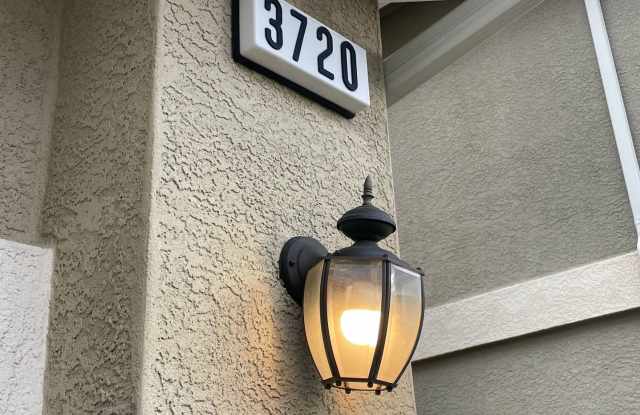 3 Bedroom / 3 Bathroom in North Reno Near UNR photos photos 3 Bedroom / 3 Bathroom in North Reno Near UNR photos photos