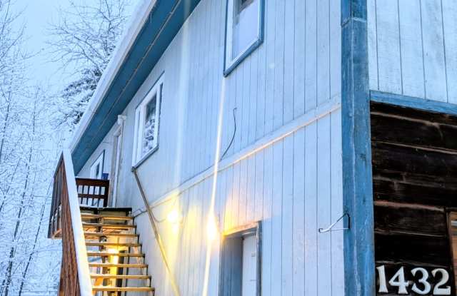 1432 25th Avenue - 3 photos photos 1432 25th Avenue - 3 photos photos