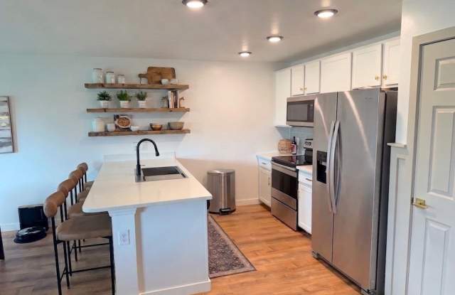 3192 Estancia Lane Gallery 3