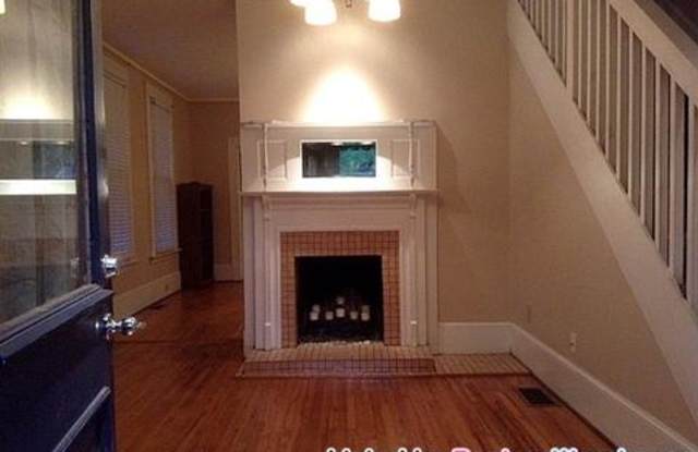 370 Cherokee Ave SE Unit A Gallery 3