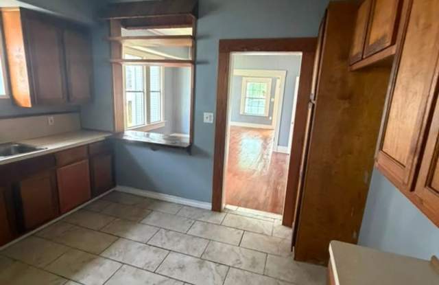 House For Rent 1637 17th St. Port Arthur TX 77640 Gallery 3
