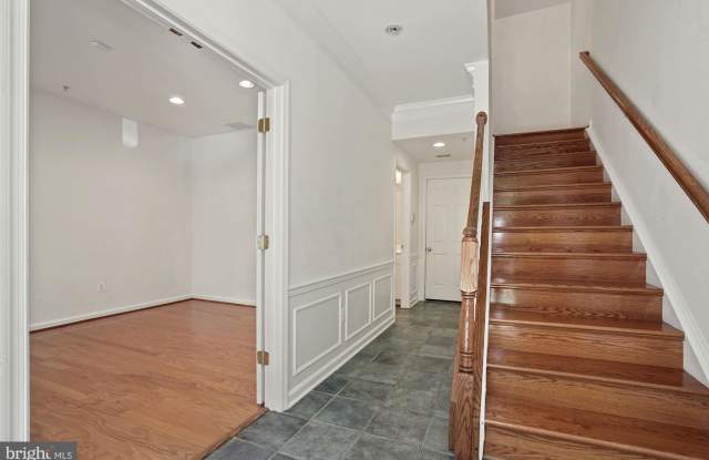 11504 CLAIRMONT VIEW TER Gallery 4