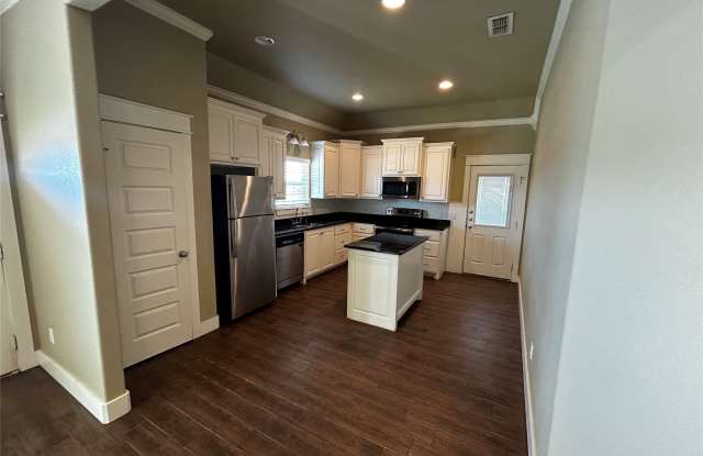 1209 Pinot Drive Gallery 4