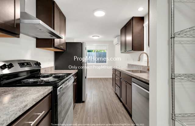 Updated Interior! Two Bedroom Home In Beaverton W/ Large Patio! DEPOSIT SPECIAL photos photos