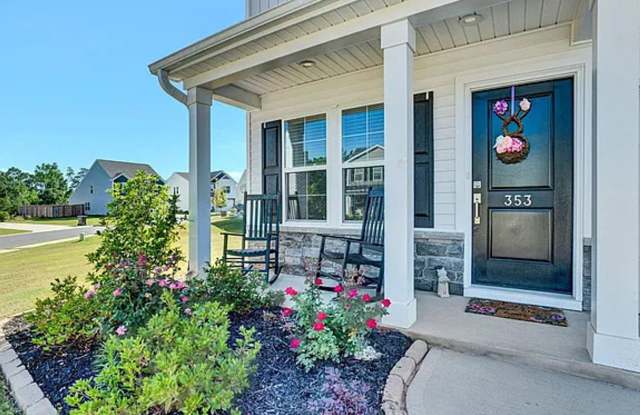 Stunning Home in Easley Gallery 3
