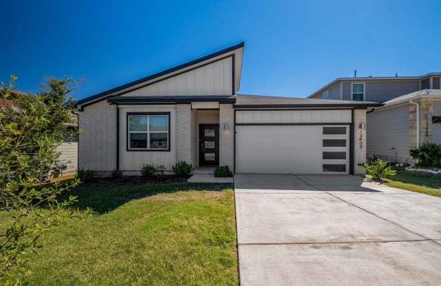 Simple But Stylish 3 Bedroom, 2 Bath Home in Pflugerville Gallery 1