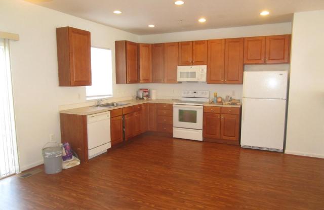 3518 FISHER HILL Road Gallery 2