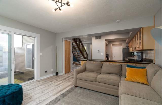 **FOR SALE** Remodeled 3 Bedroom Single-Family Condo **FOR SALE** photos photos