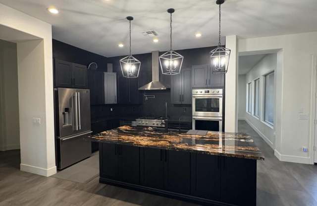 39620 N MAJESTY Court Gallery 4