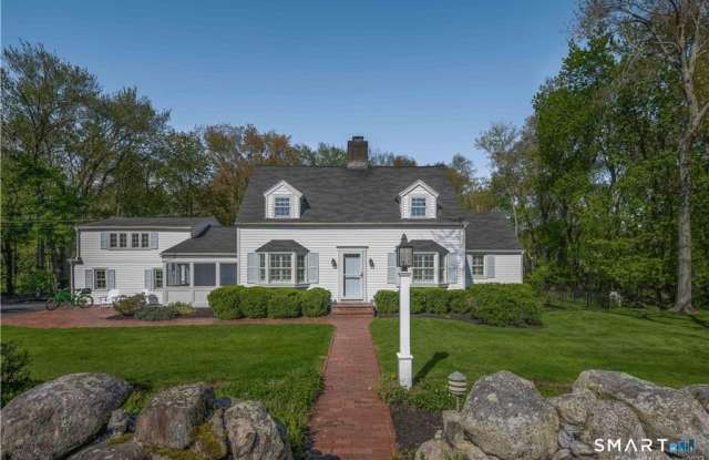 67 Maple Avenue N photos photos