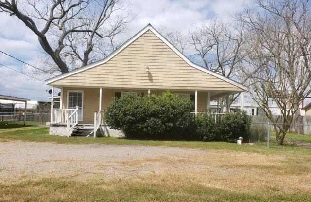 3909 Fm 359 Road Gallery 3