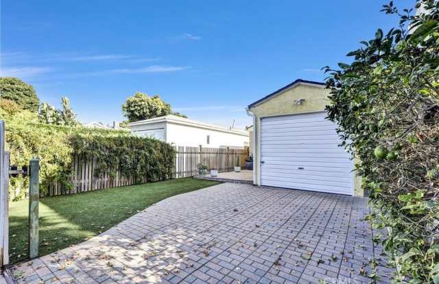 840 Dickson Street - 840 Dickson Street, Los Angeles, CA 90292