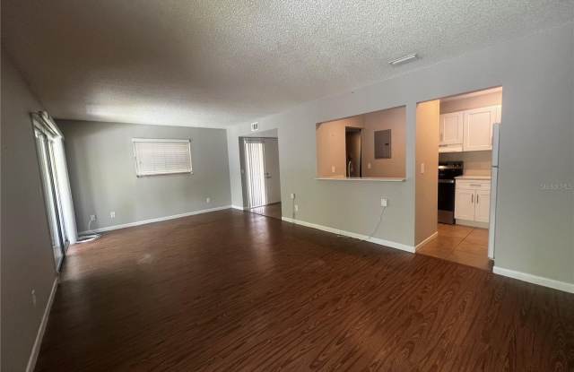 140 ORCHID WOODS Court Gallery 3