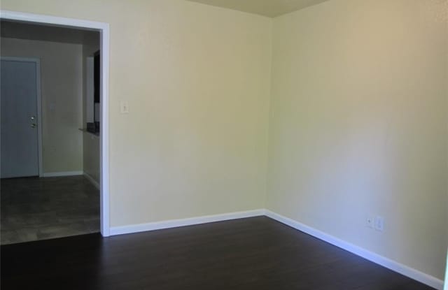 1530 Melrose Drive Gallery 4