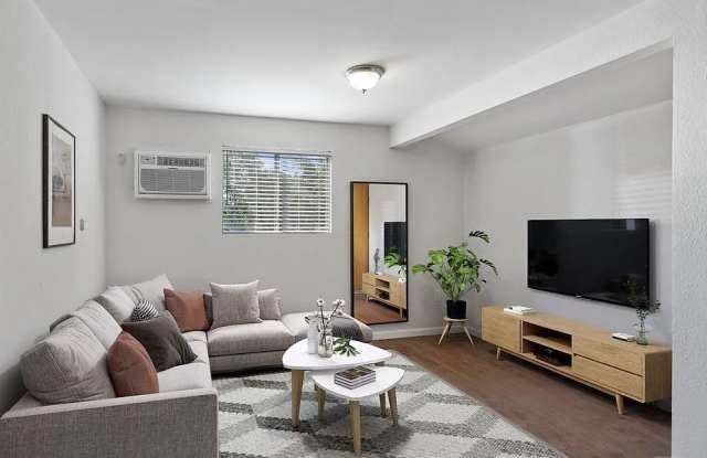 817 North Hobart Boulevard photos photos