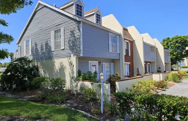 Seasonal Short-Term Townhouse on Venice Island close to Venice Beach! photos photos