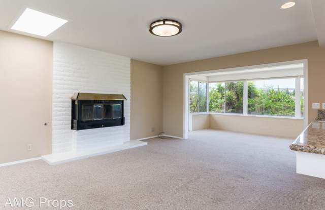 17872 Sintonte Drive Gallery 4