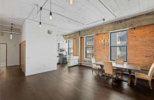 250 Park Avenue - 250 Park Avenue, Minneapolis, MN 55415